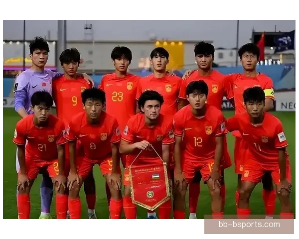 中国男足迎战巴林争夺亚洲杯八强资格主场鏖战