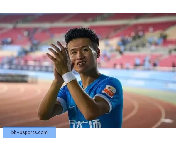 林良铭国足主场破门助力胜利引爆球迷热情